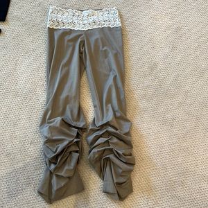 Unique lace waist a d gathered hem pants